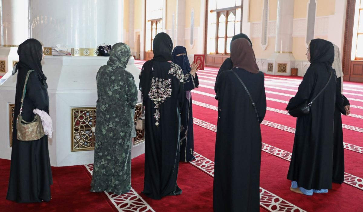 Qatar Mosques Welcome Dozens in Cultural Tour Programme